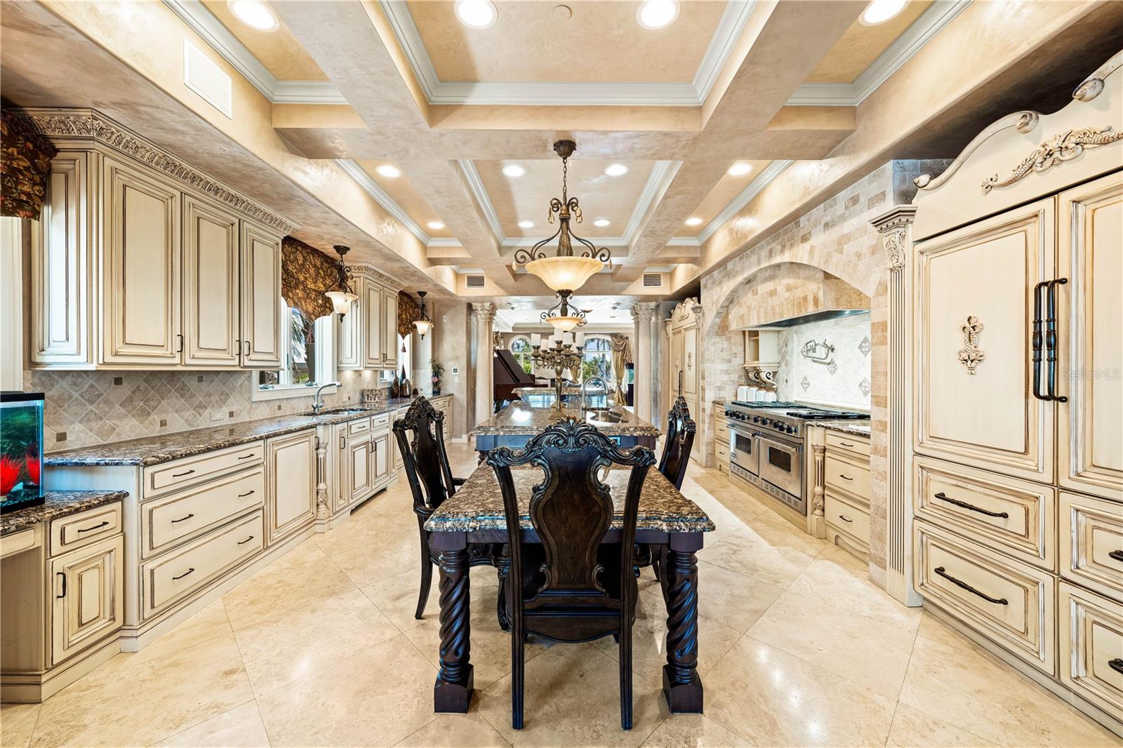 SAINT ARMANDS DIV JOHN RINGLING ESTATES - Residential