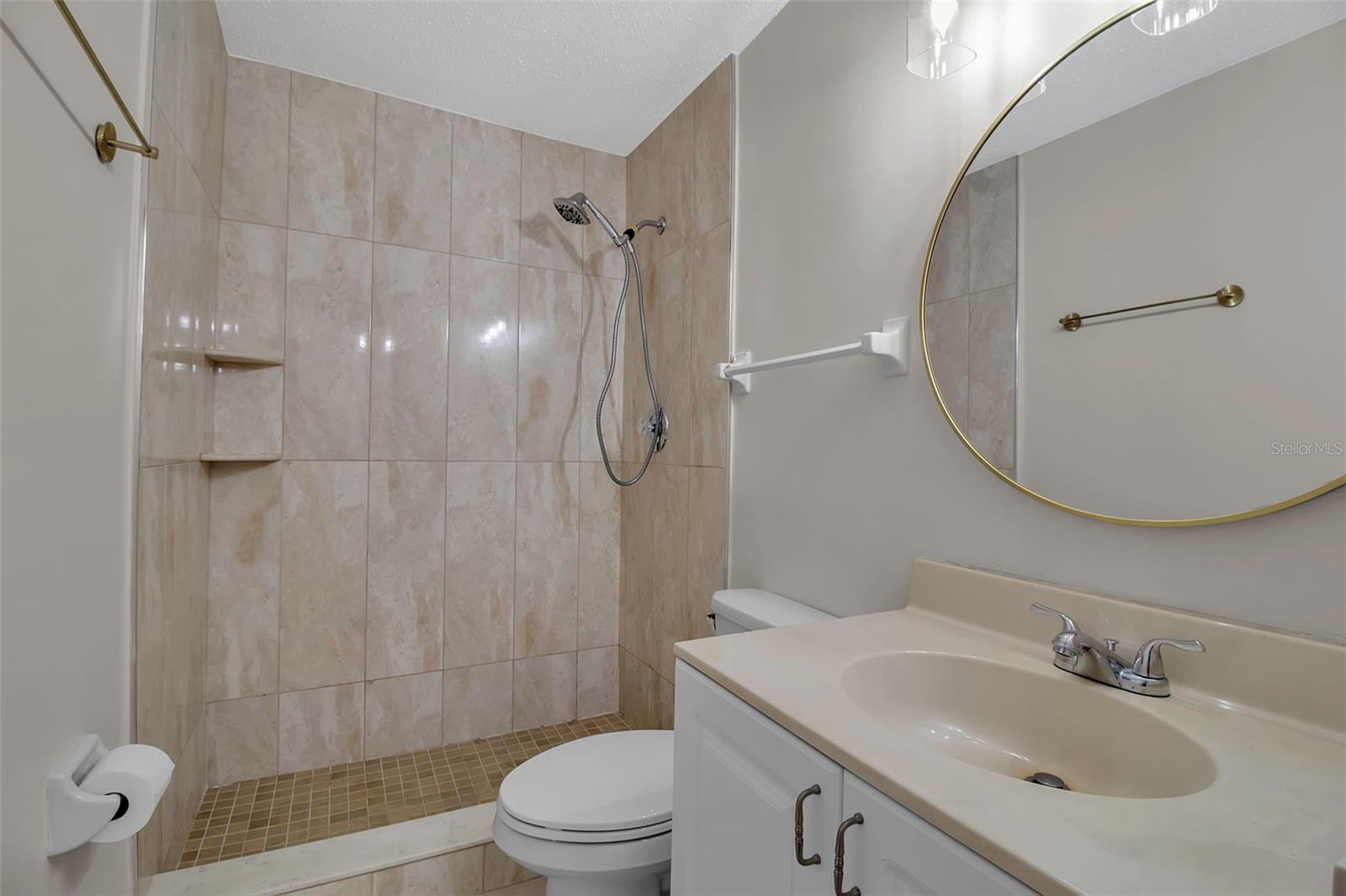 RAMBLEWOOD ACRES - Residential