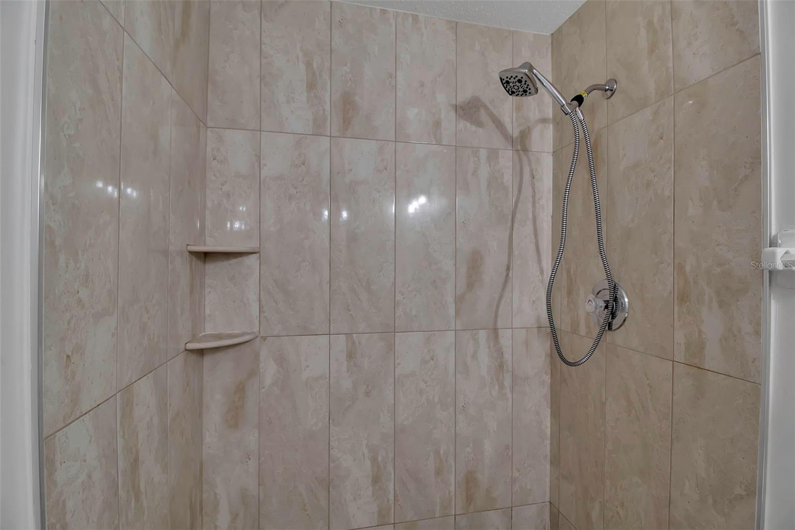 RAMBLEWOOD ACRES - Residential