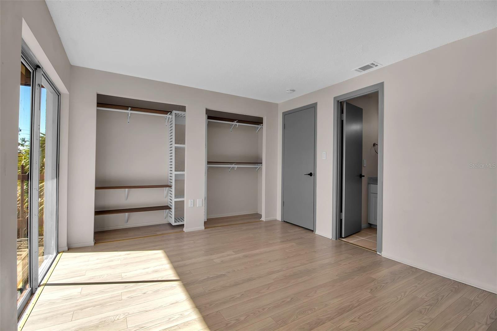 RAMBLEWOOD ACRES - Residential