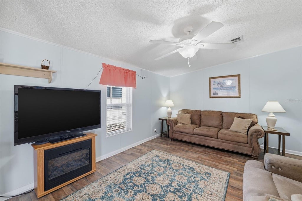 Photo of 326 Nesbitt Park Avenue, Davenport, FL 33897 (MLS # O6420890)