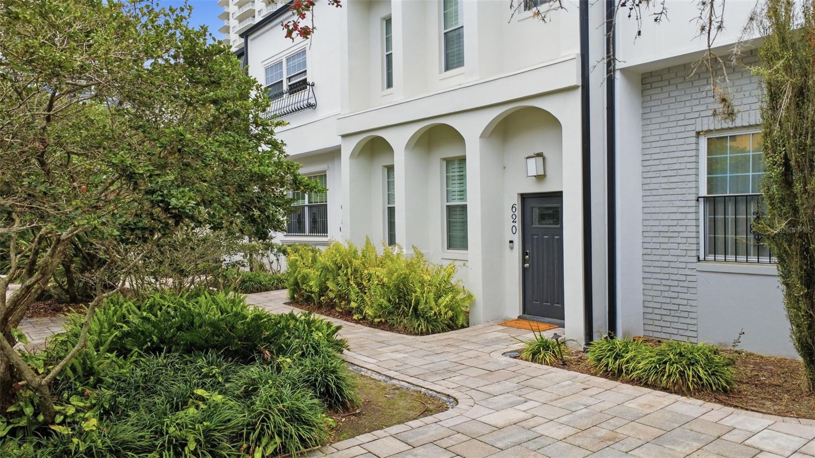 SUMMER WINDS TWNHS SEC 02 - Residential