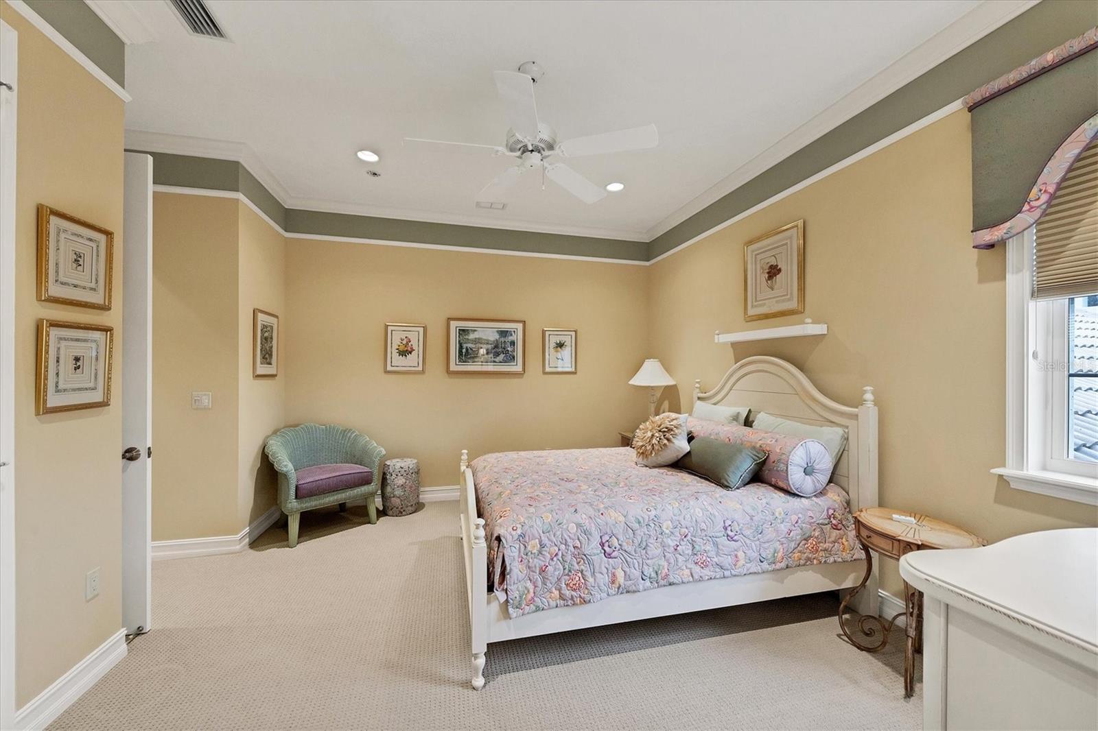 UNIVERSITY PARK - Residential