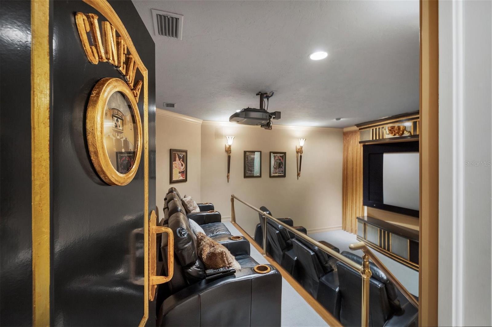 UNIVERSITY PARK - Residential