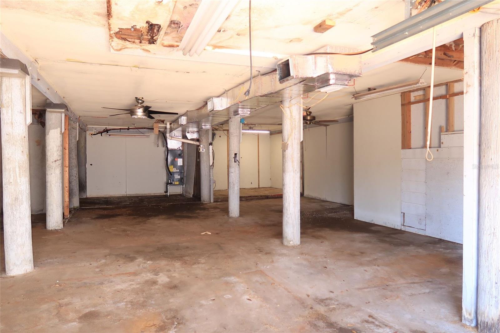 OZONA SHORES 3RD ADD - Residential