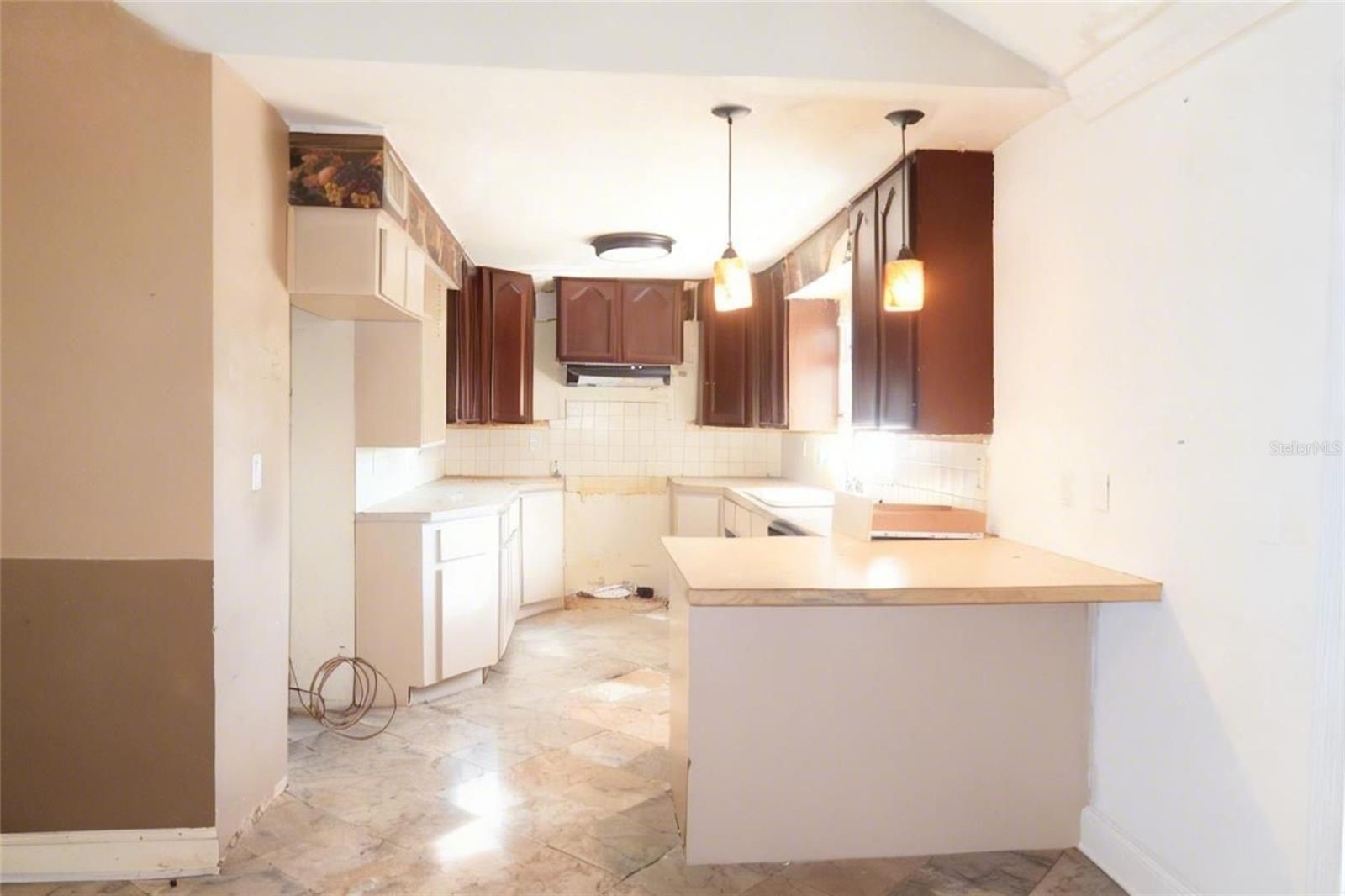 OZONA SHORES 3RD ADD - Residential