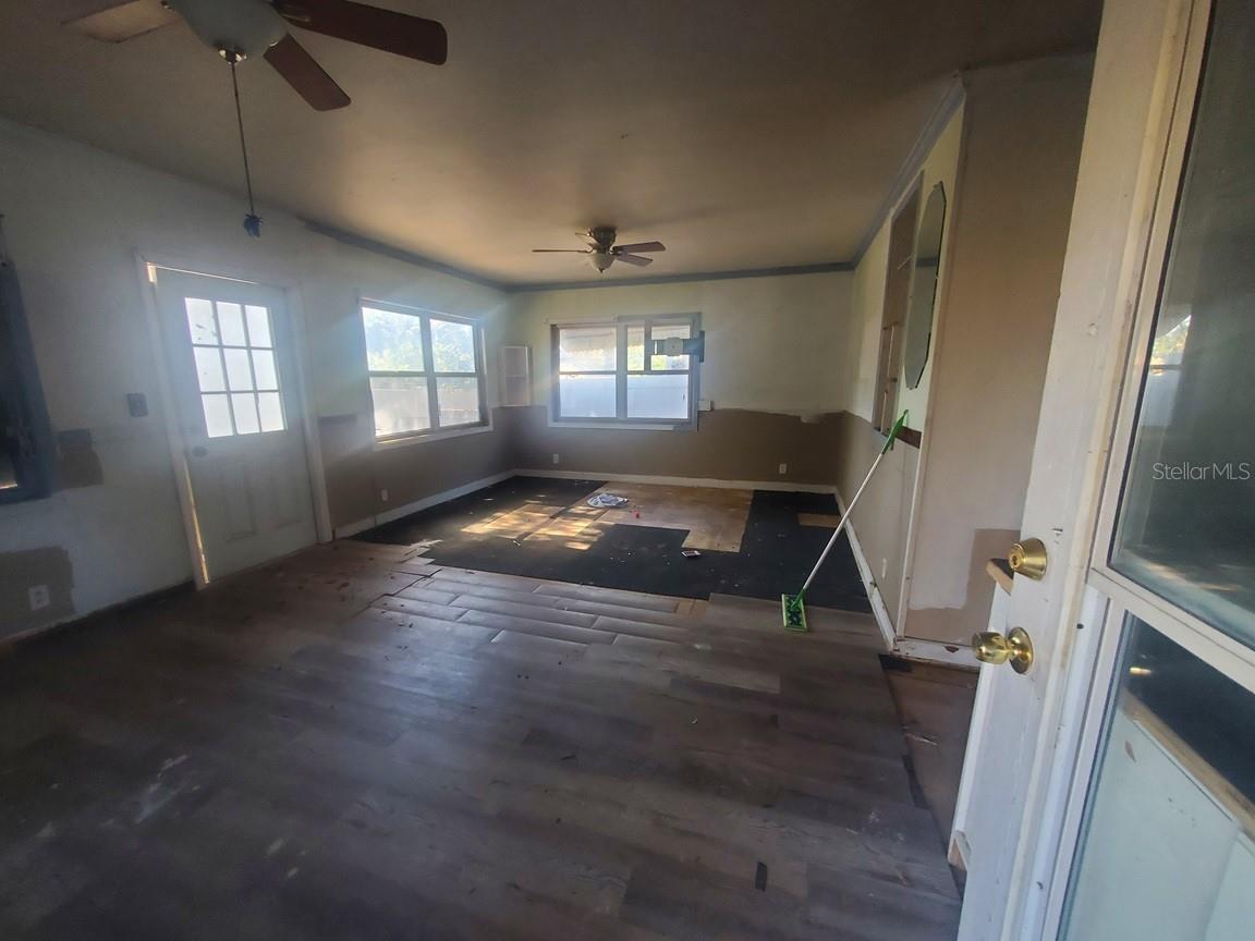 BELMONT SUB - Residential