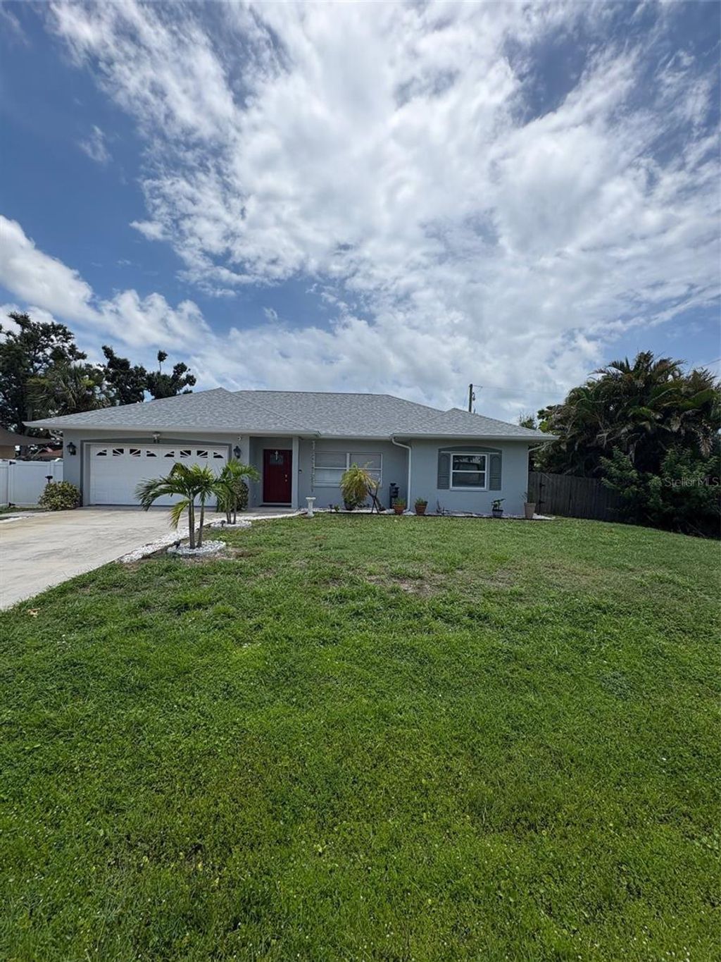 Photo of 55 Tulane Road, Venice, FL 34293 (MLS # C7511911)