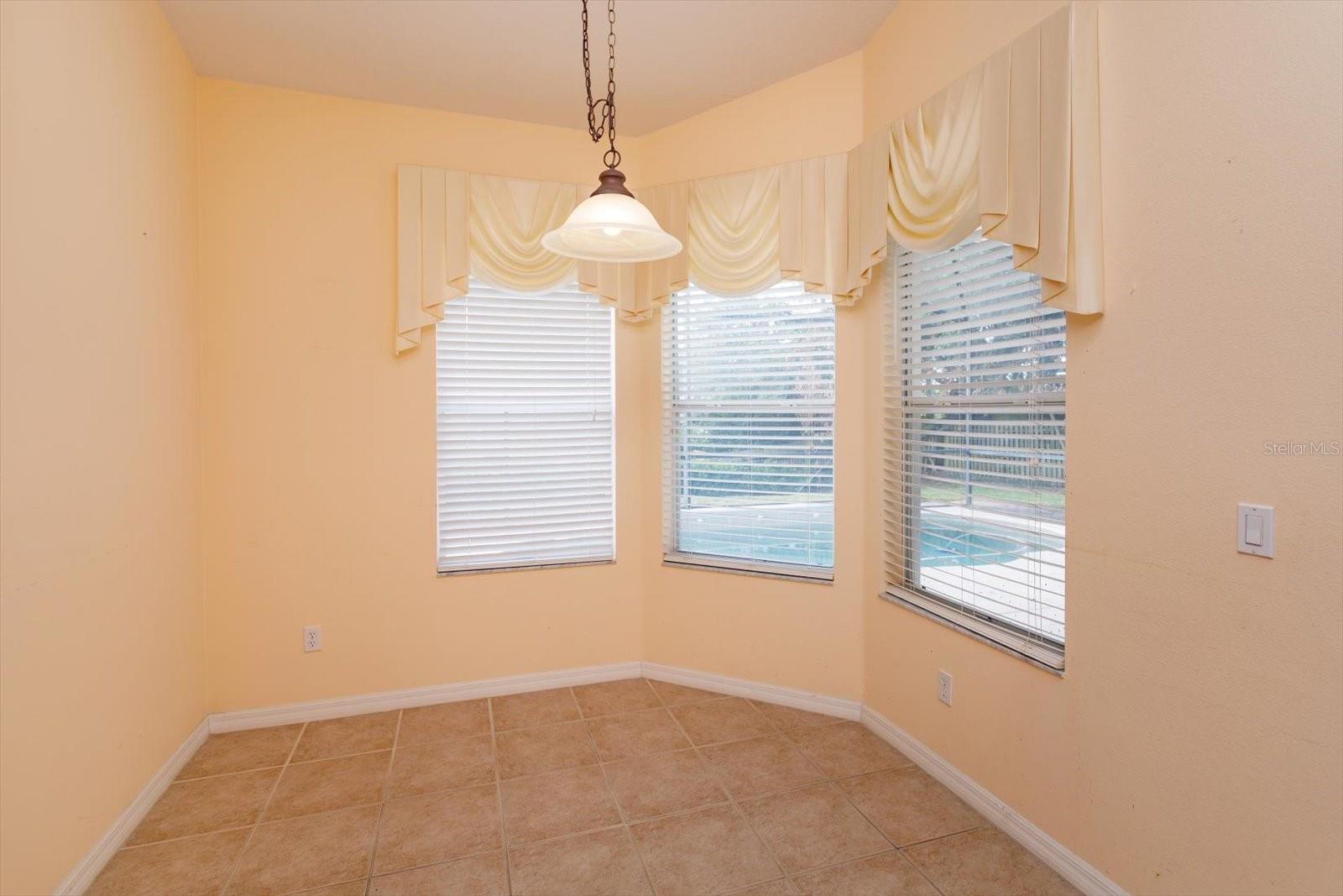 ROCK SPGS RIDGE PH 04-A 51 137 - Residential