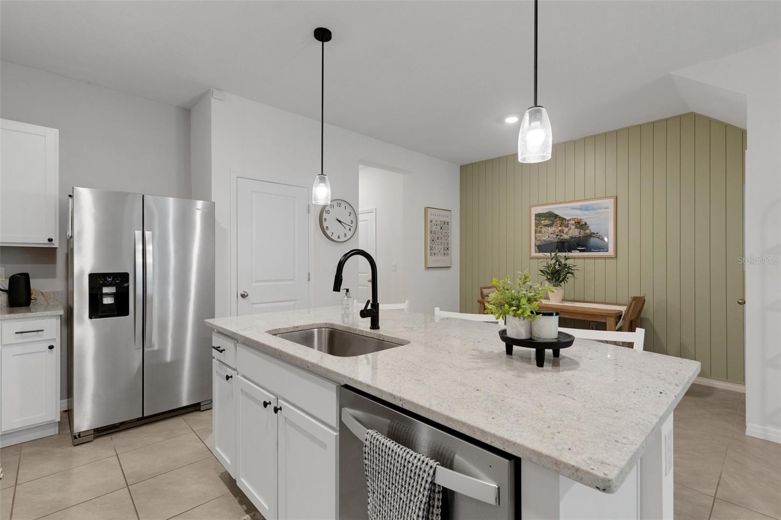 1860 PLEASANT MAPLE COURT