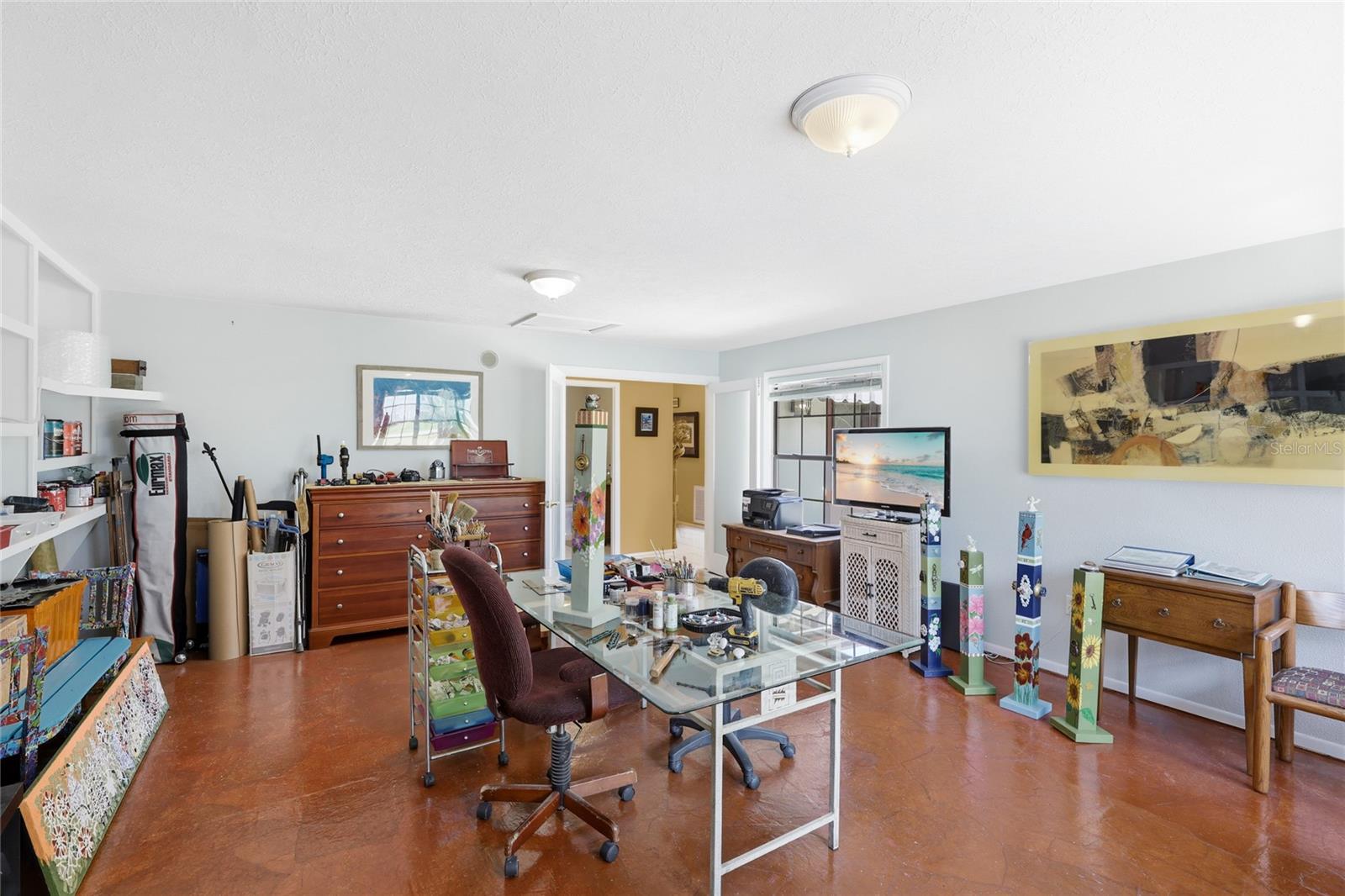 TROPICAL SHORES - Residential