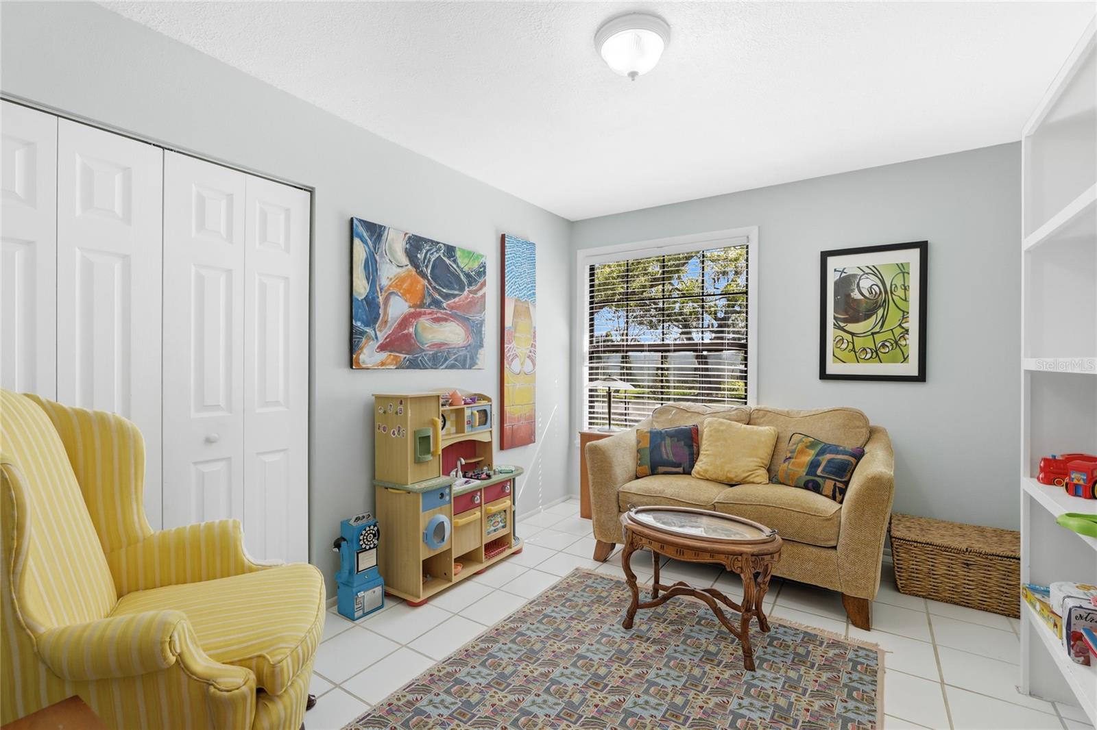 TROPICAL SHORES - Residential