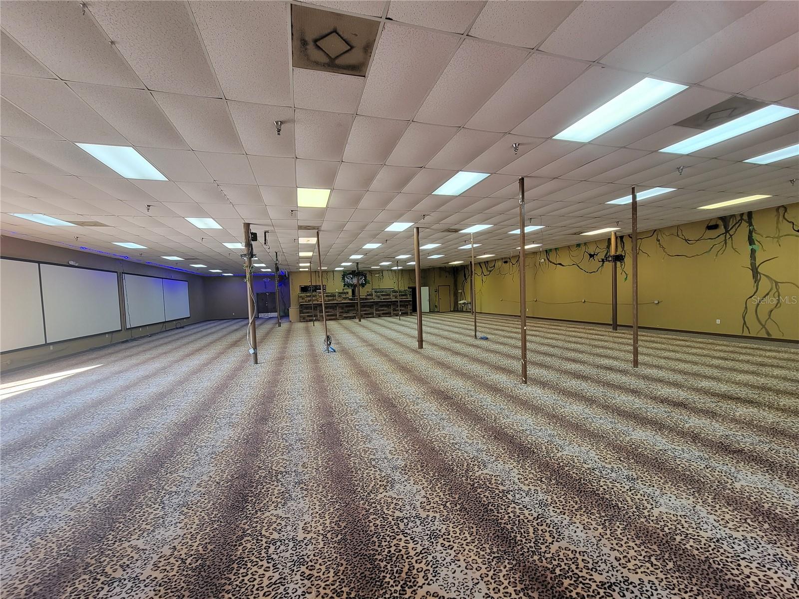 5850 SE ABSHIER BOULEVARD