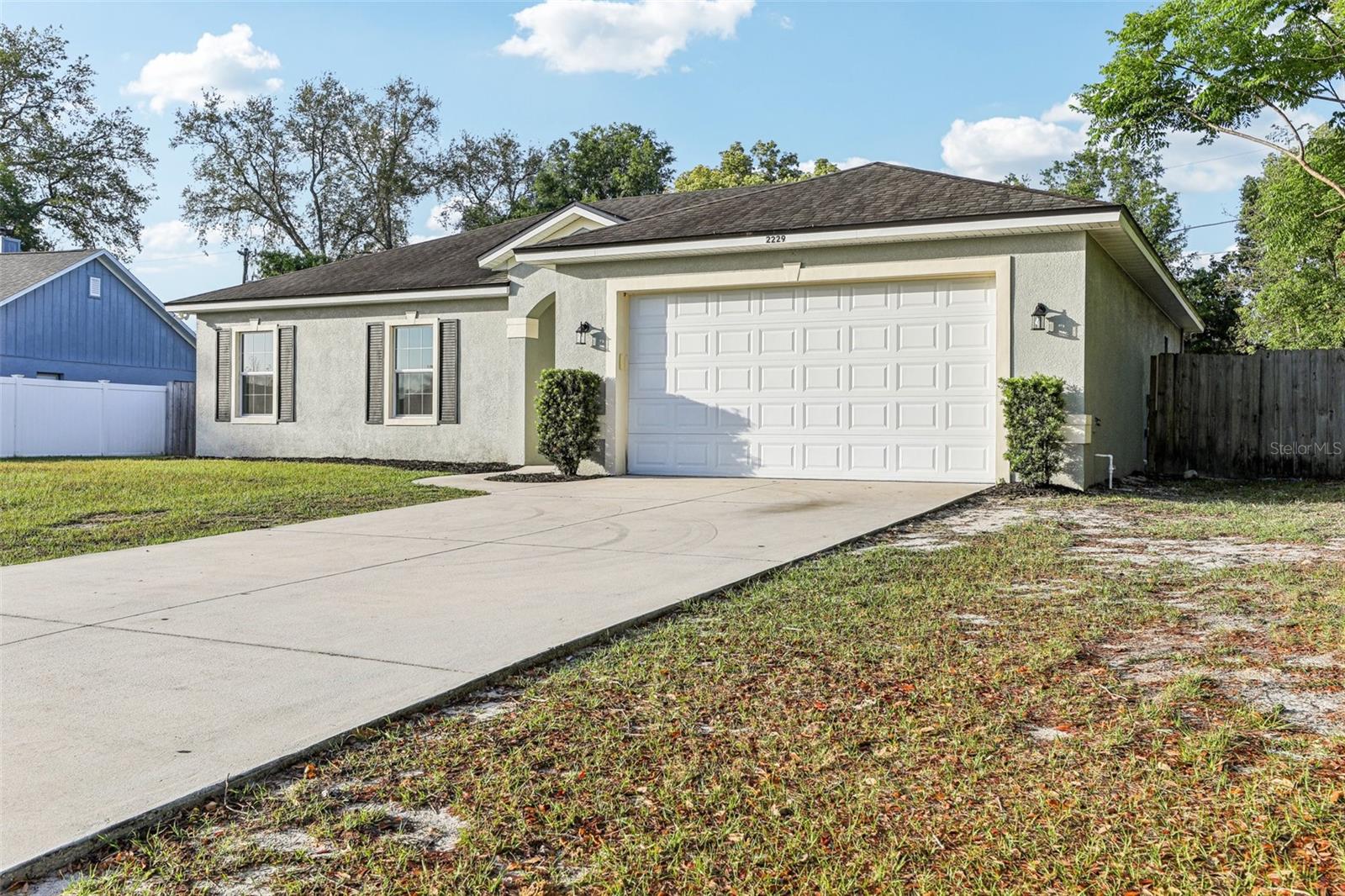 2229 CLEARWATER DRIVE