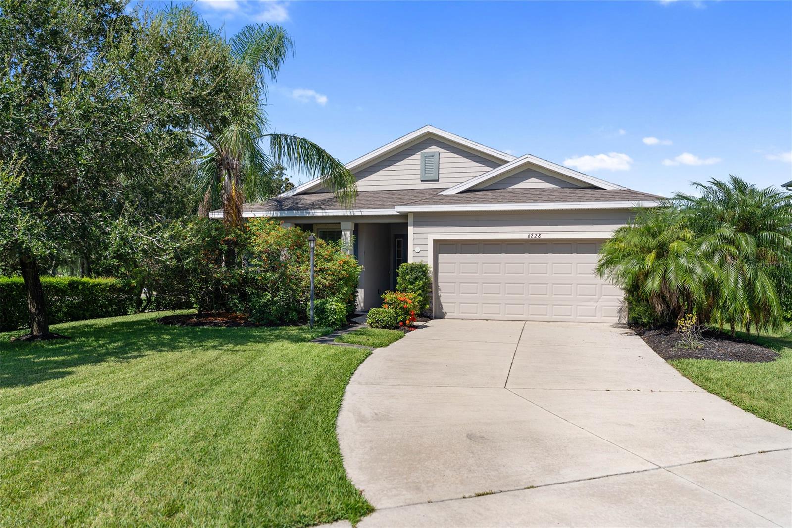 ** This property qualifies for a 1% lender credit to use towards closing costs or a rate buy down**
Welcome to your dream home in the desirable community of Prospect Point! This stunning 3-bedroom, 2-bathroom corner lot home is a true gem, offering the perfect blend of elegance and comfort.
Step inside and be captivated by the bright, open floor plan and the beautiful ceramic tile flooring that flows throughout the main living areas. The heart of the home is the spacious kitchen, featuring pristine white cabinetry, a convenient breakfast bar, and a cozy dinette area—perfect for casual meals.
Retreat to your private sanctuary in the primary bedroom, which boasts an elegant tray ceiling and a ceiling fan for ultimate comfort. The luxurious ensuite bathroom is your personal spa, complete with dual sinks, a relaxing tub, and a separate walk-in shower.
But the true magic lies just beyond your living room. The covered lanai offers a serene escape with breathtaking views of a tranquil pond and lush preserve, providing the perfect backdrop for your morning coffee or evening relaxation.
Location is everything, and this home delivers! You'll be just minutes from all the best that the area has to offer, including the University Town Center Mall, world-class performing arts venues like the Sarasota Performing Arts Center, the Sarasota Opera House, and the Van Wezel Performing Arts Hall. Plus, you’re just a short drive from the spectacular Gulf beaches of Siesta Key, Longboat Key, Lido Key, and Anna Maria Island, as well as countless parks and trails.
This is more than just a home—it's a lifestyle! Don't miss your chance to own this slice of paradise. This is a MUST-SEE HOME, and it's easy to show, so act fast! Schedule your private tour today and prepare to fall in love.