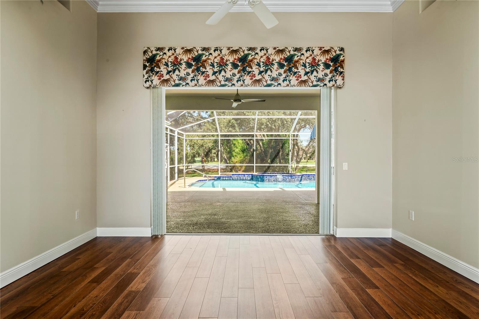 1852 GLEN LAKES PH 1 UN 4B - Residential