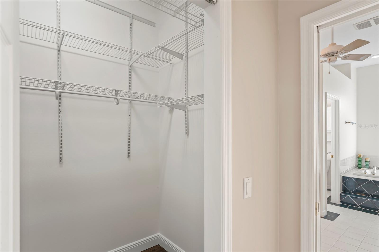 1852 GLEN LAKES PH 1 UN 4B - Residential