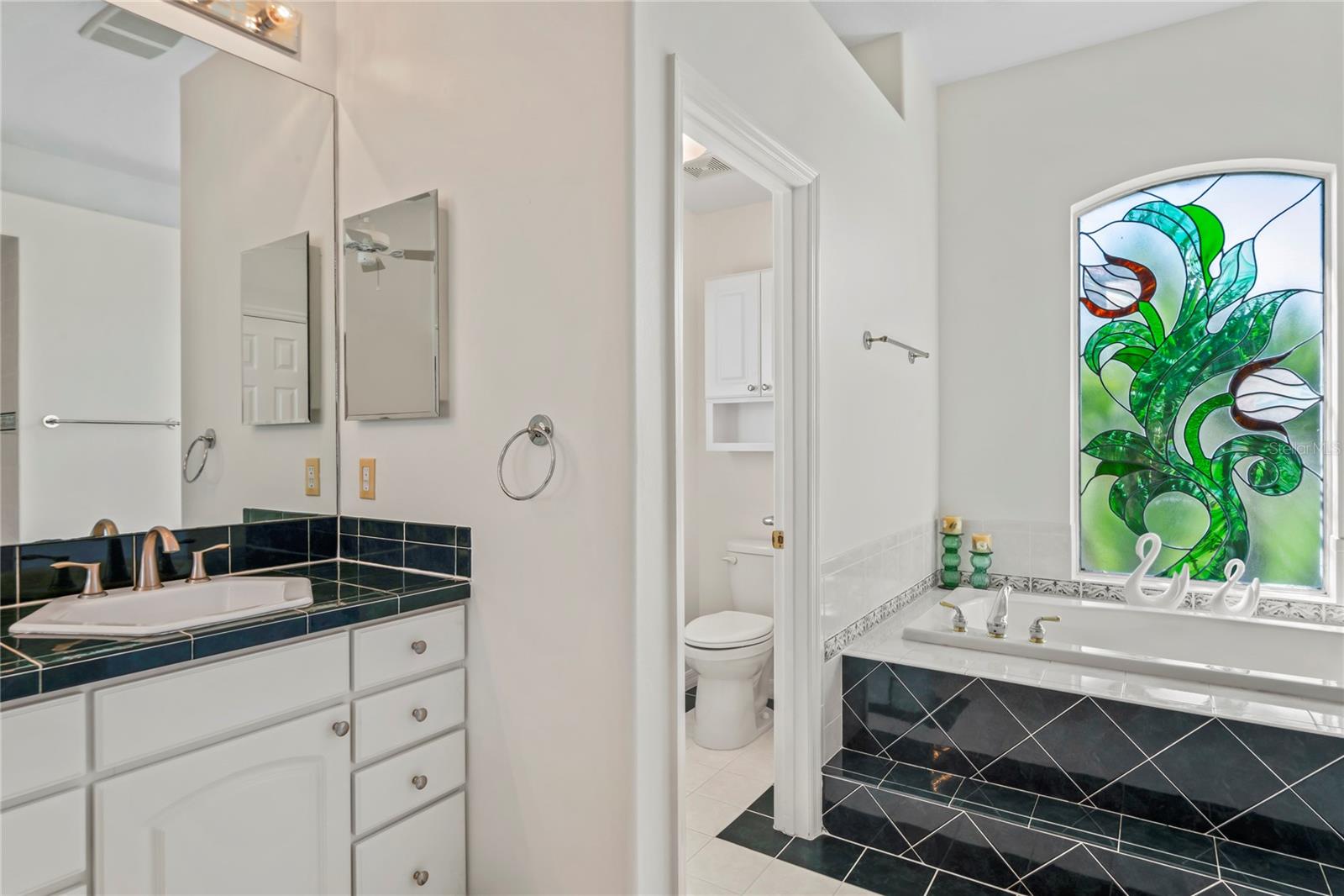 1852 GLEN LAKES PH 1 UN 4B - Residential