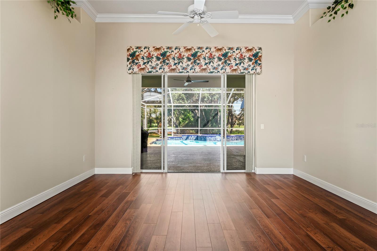 1852 GLEN LAKES PH 1 UN 4B - Residential