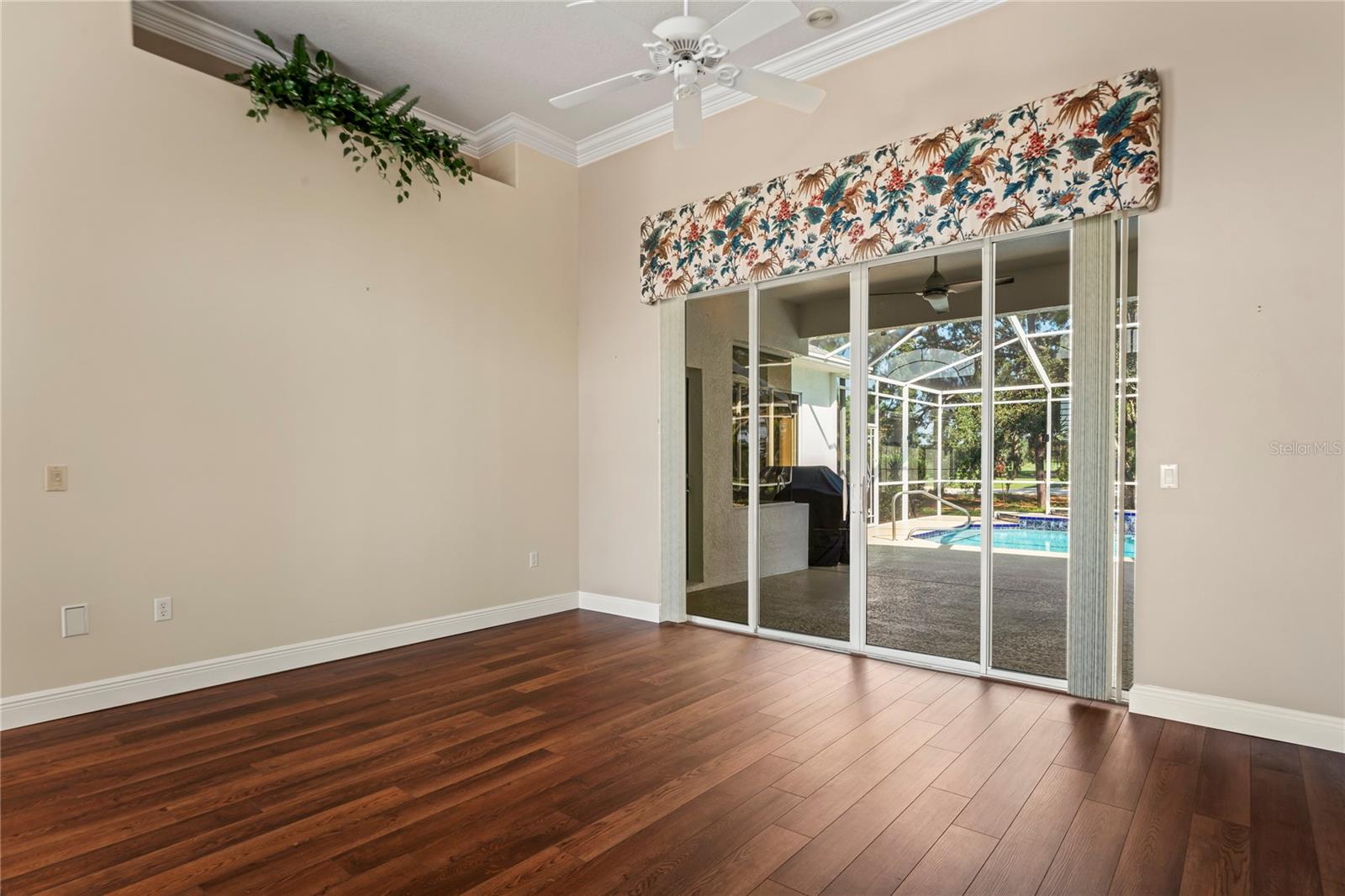 1852 GLEN LAKES PH 1 UN 4B - Residential