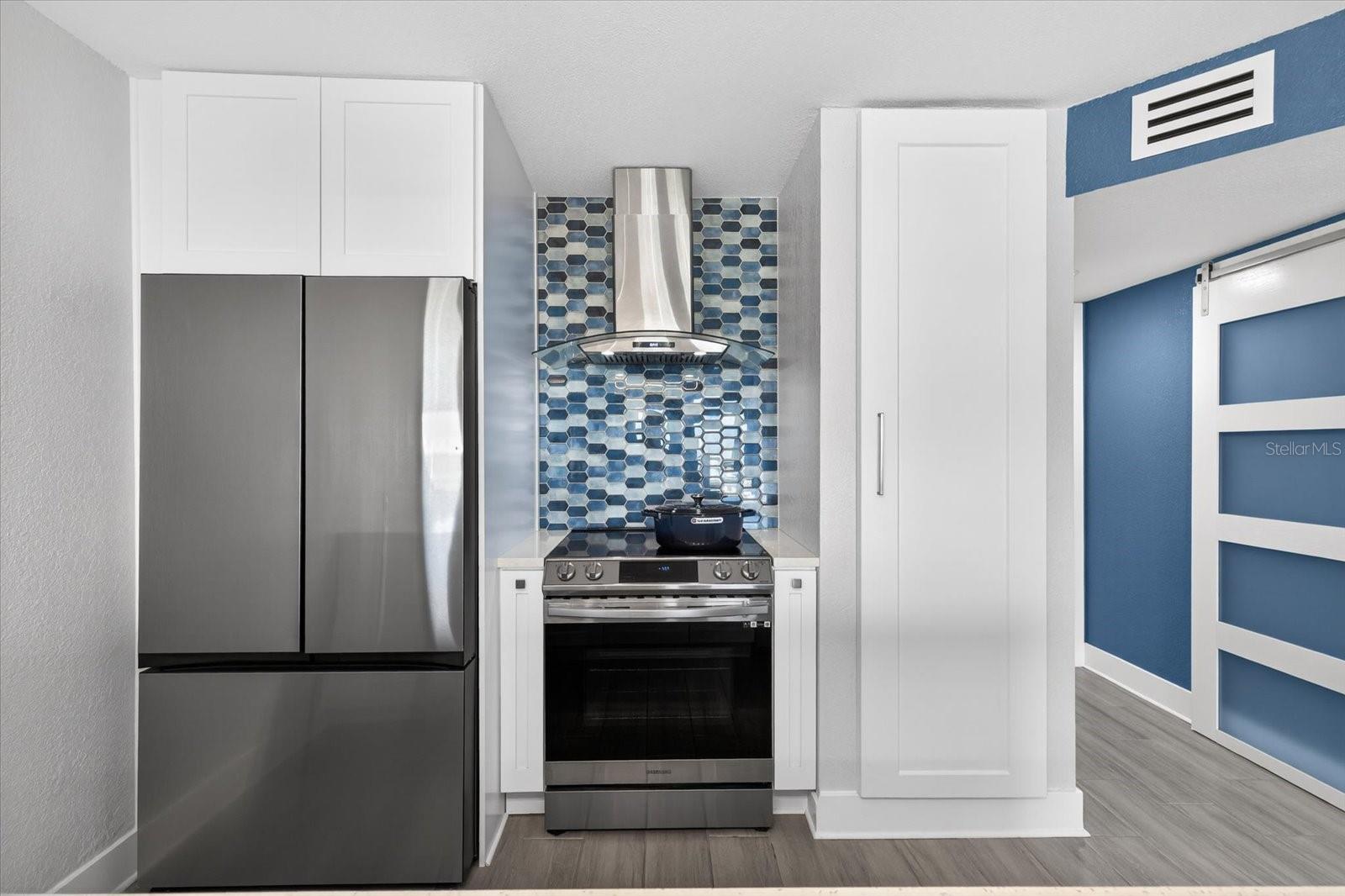 MARINERS WAY AT NEW PORT - Residential