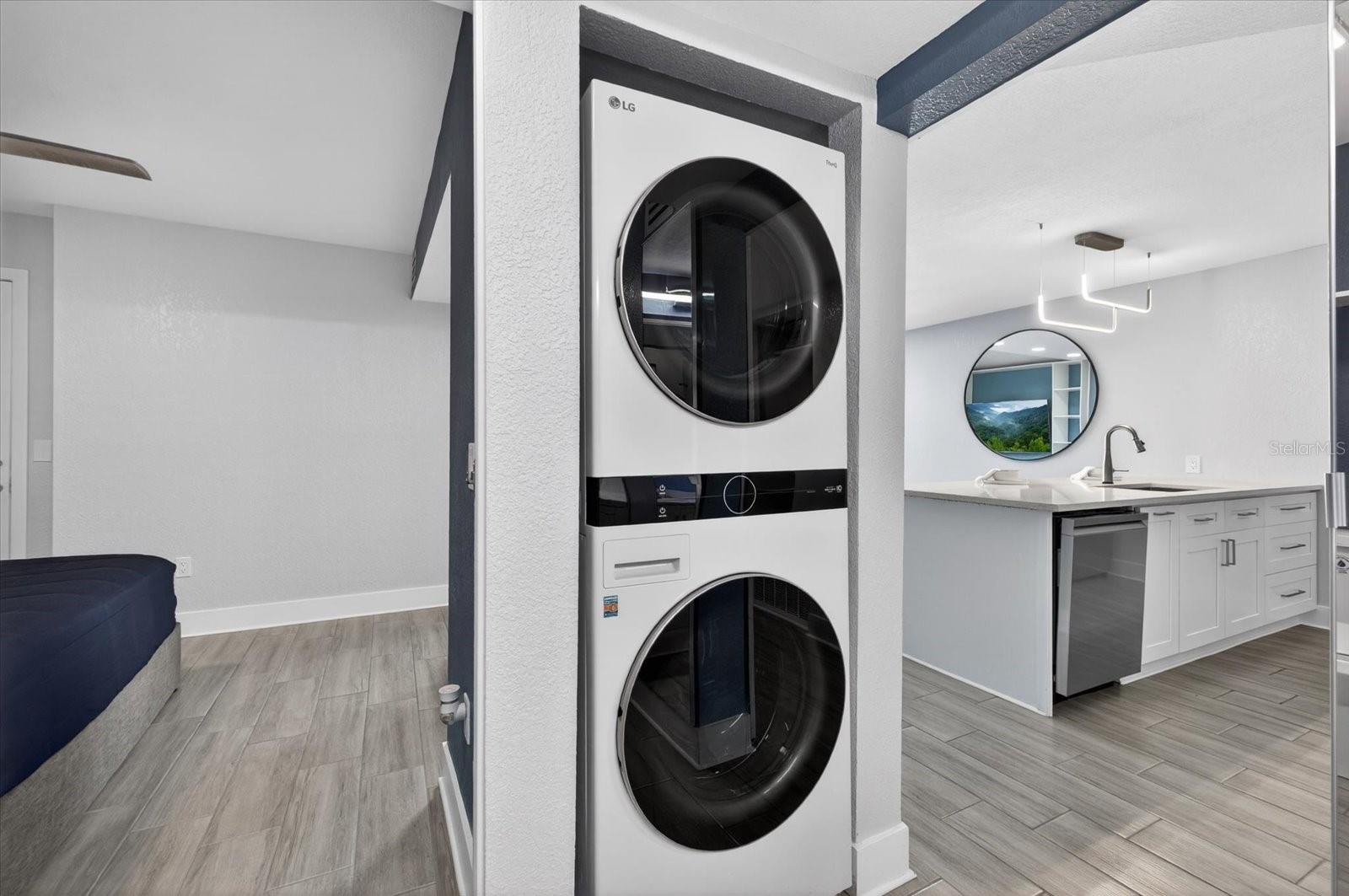 MARINERS WAY AT NEW PORT - Residential