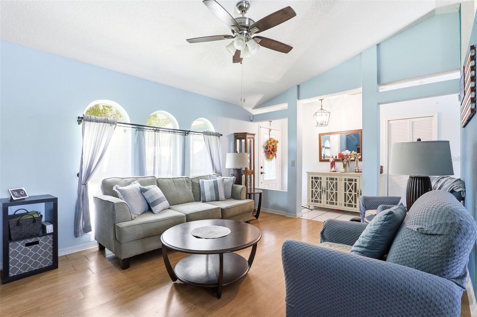 1270 SEELEY CIRCLE NW