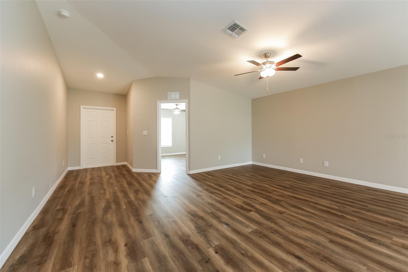 4208 WALL LANE