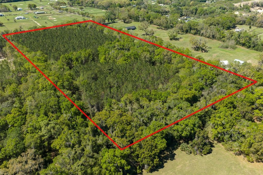 Photo of NW 30th Avenue, Ocala, FL 34475 (MLS # OM722609)