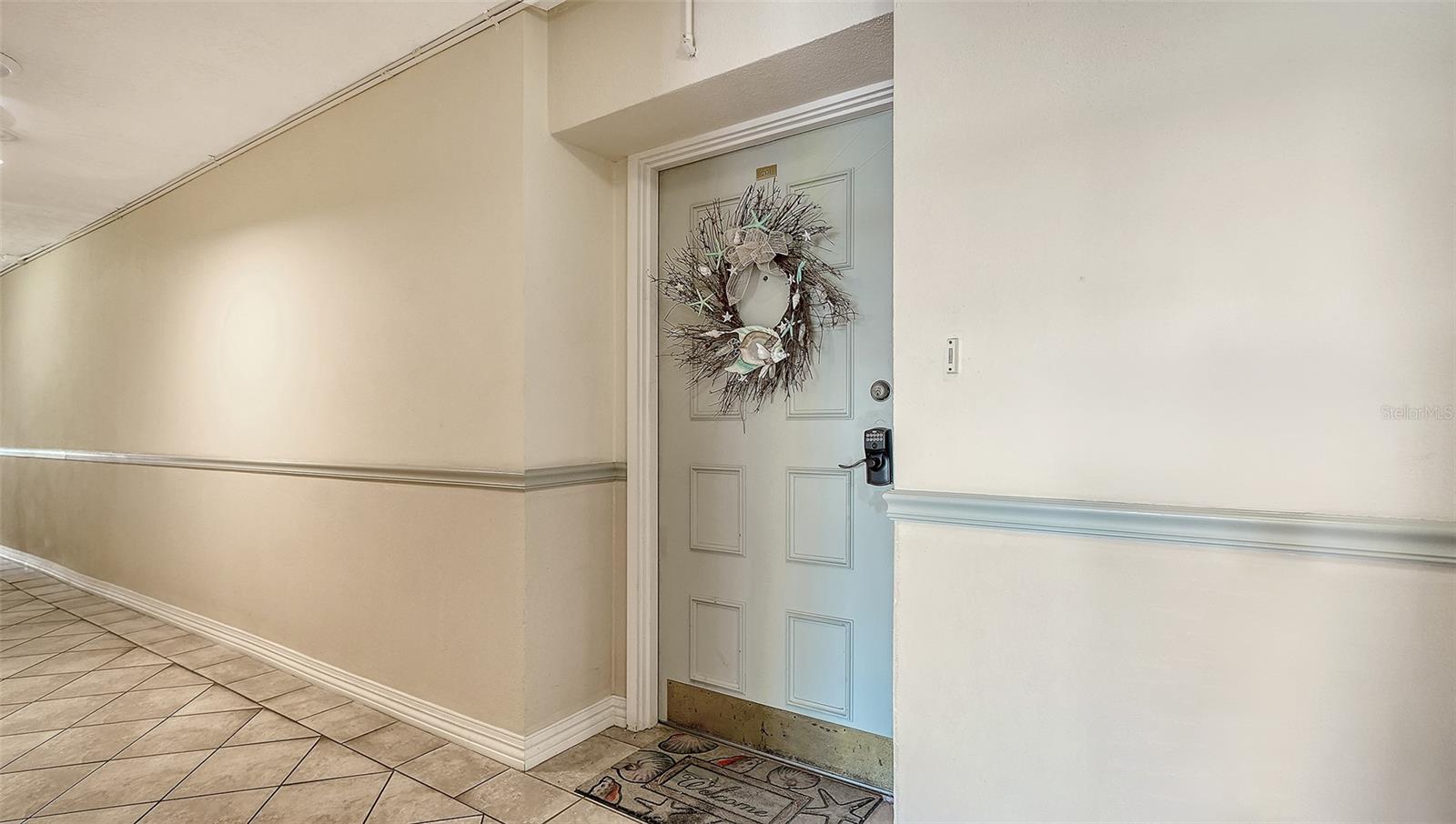 WHISPERING SANDS - Residential