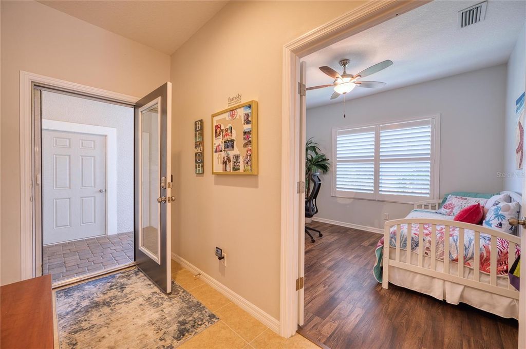 Photo of 4882 Maymont Park Circle, Bradenton, FL 34203 (MLS # O6372335)