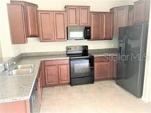 7605 GINGER LILY COURT