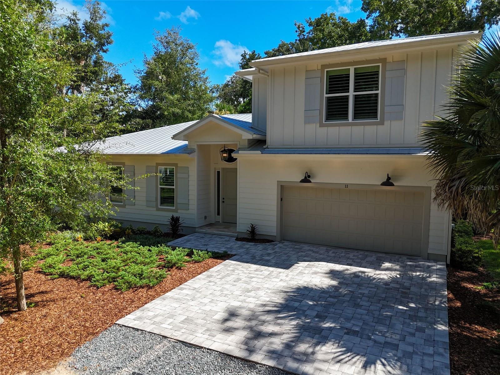11 DAWSON DRIVE