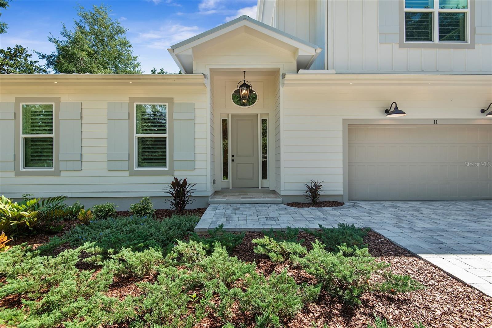 11 DAWSON DRIVE