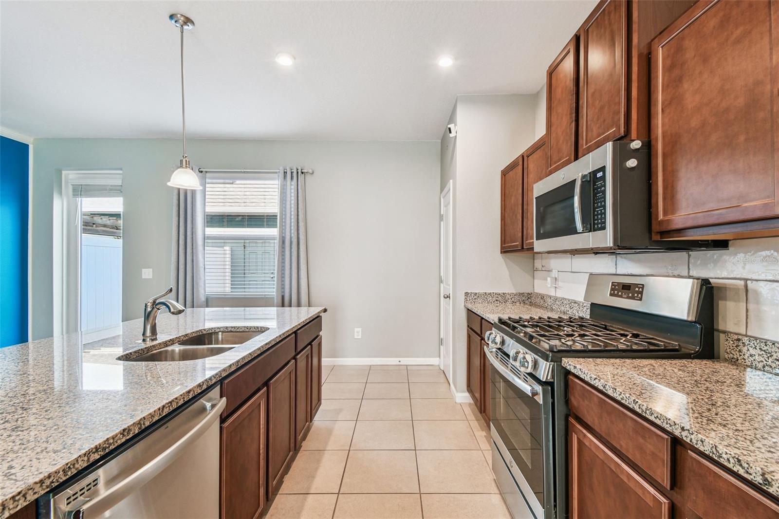 ASTURIA PH 3 - Residential