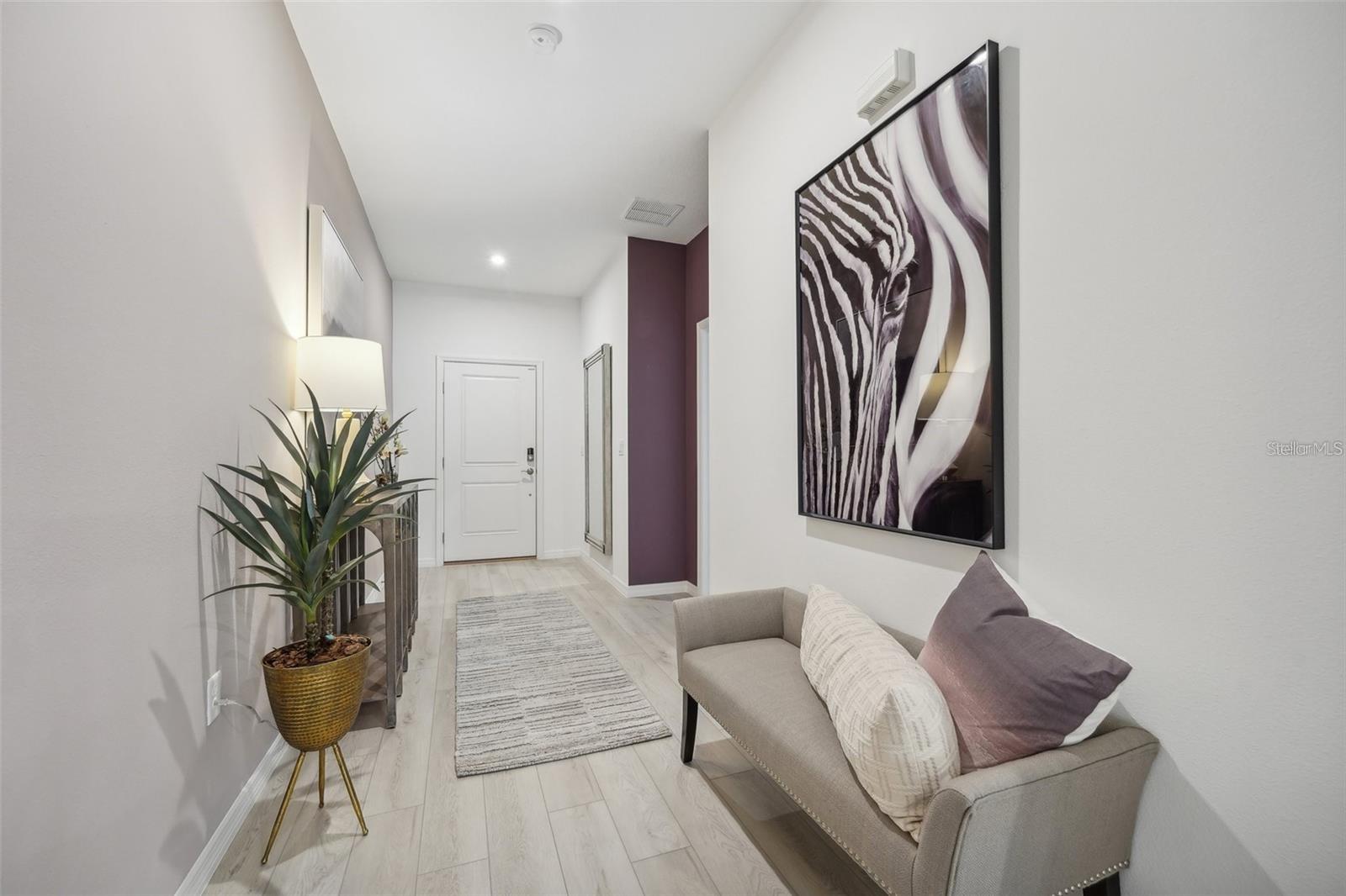 1802 LATTICE WAY