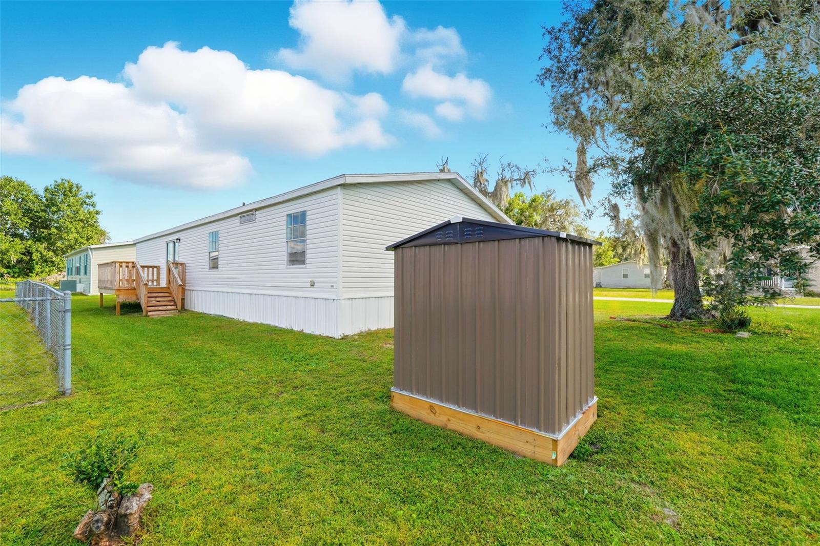 HERITAGE WOOD N LAKES ESTATES - Residential