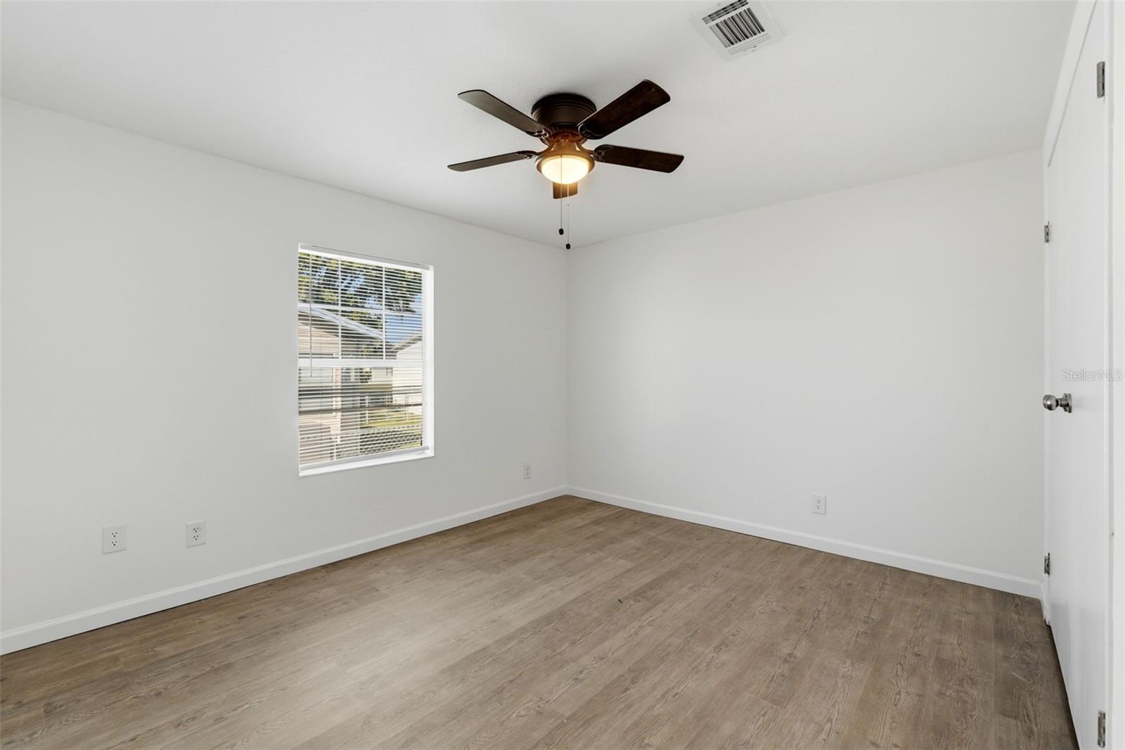 HERITAGE WOOD N LAKES ESTATES - Residential