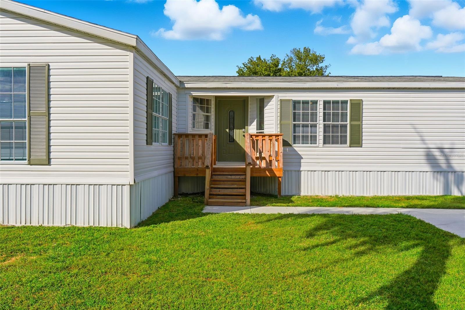 HERITAGE WOOD N LAKES ESTATES - Residential