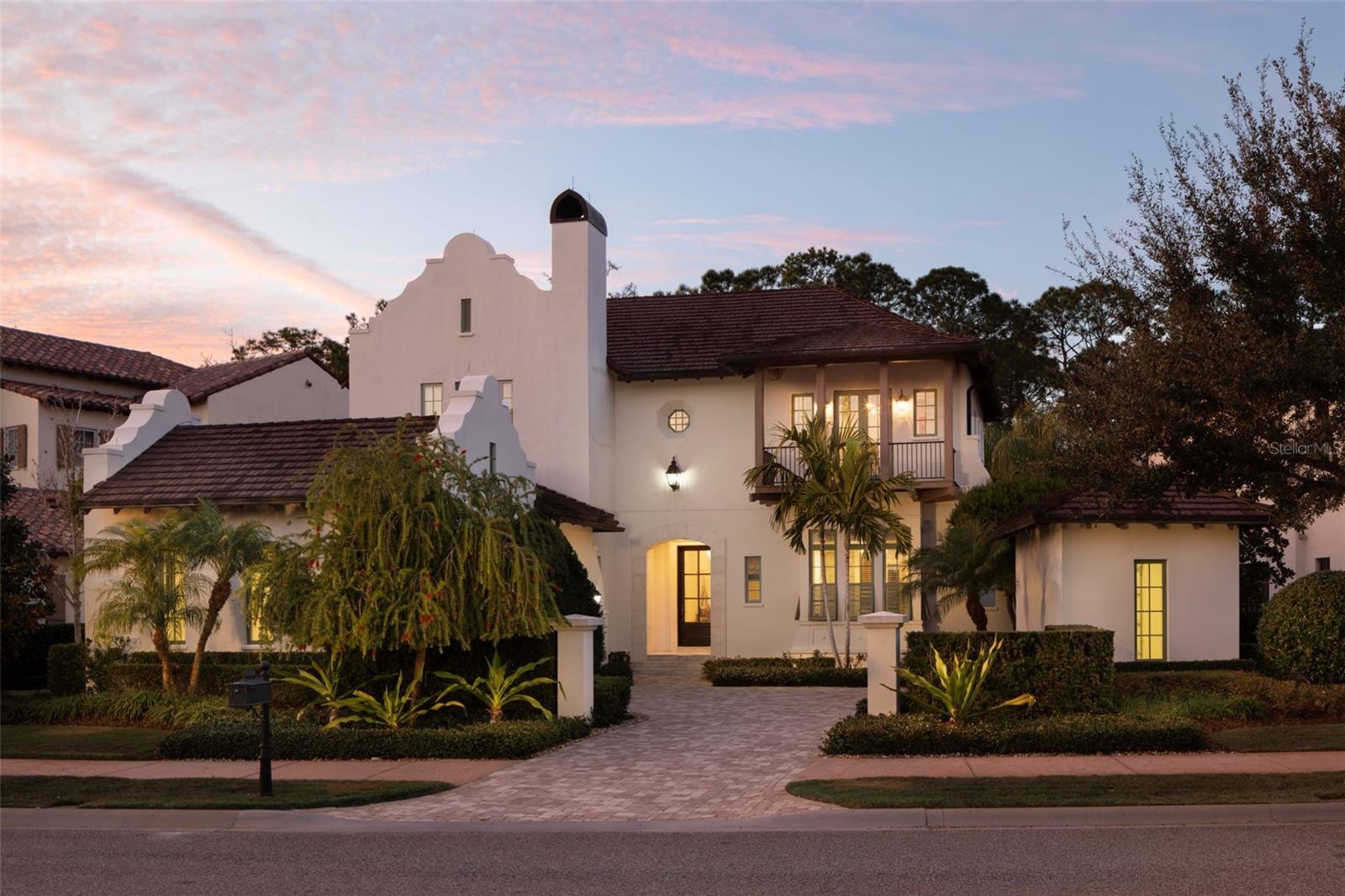 Sold Data Entry Only. Golden Oak at Walt Disney World® Resort is a residential resort community where families can live in the embrace of luxury, privacy and the magic of Disney. This gated community features distinctive neighborhoods of magnificent homes, expansive natural preserves and inviting amenities—including access to Golden Oak’s private clubhouse, Summerhouse, with superb food offerings served in a casually elegant dining room, courtyards, pool area, fitness facilities, and family room. In addition, residents have access to Club Life, Your Special Connection to the Magic, including access to the Golden Oak Member Services team, park transportation, signature club events, theme park experiences, Extra Magic Hours and much, much, more. Also at Golden Oak is Four Seasons Resort Orlando at Walt Disney World Resort, which hosts an 18-hole Tranquilo golf course, full-service spa, meeting facilities, and superlative restaurants.