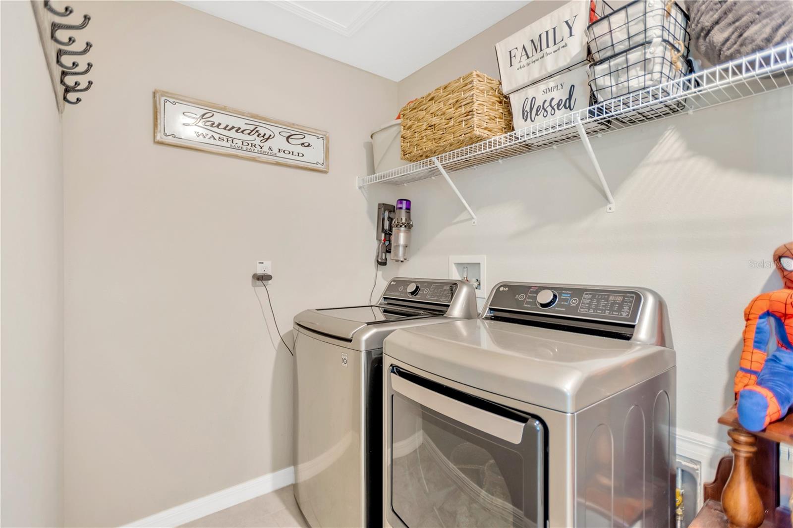 LYNWOOD ESTATES - Residential