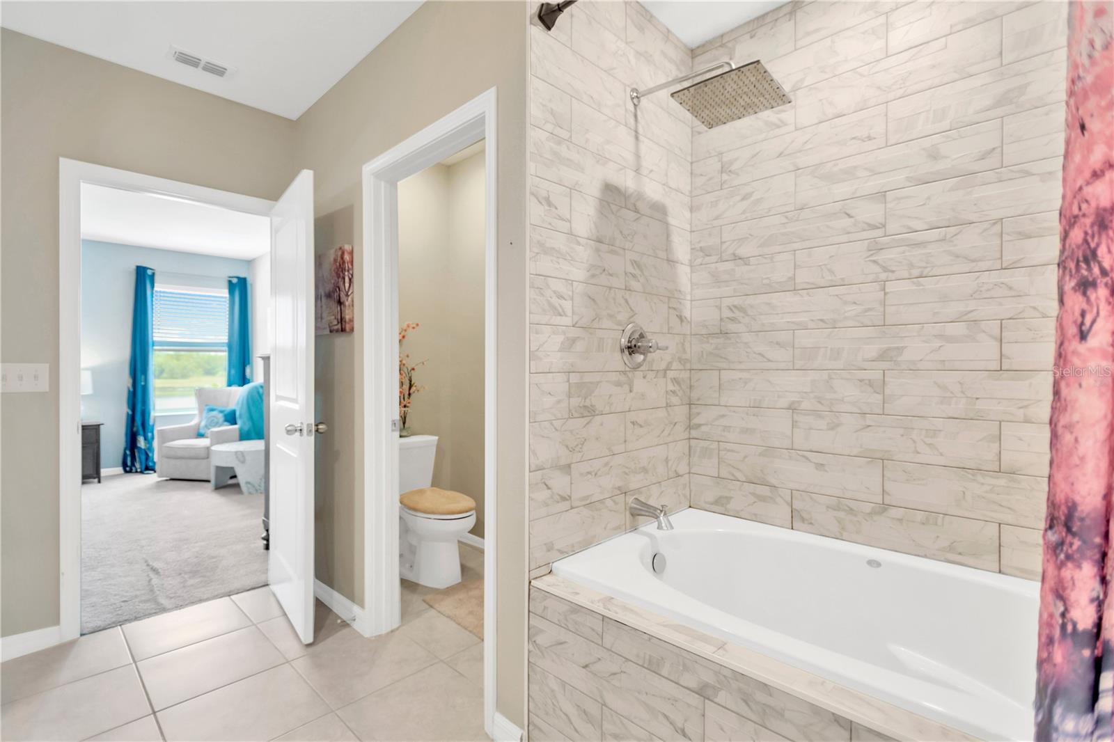 LYNWOOD ESTATES - Residential