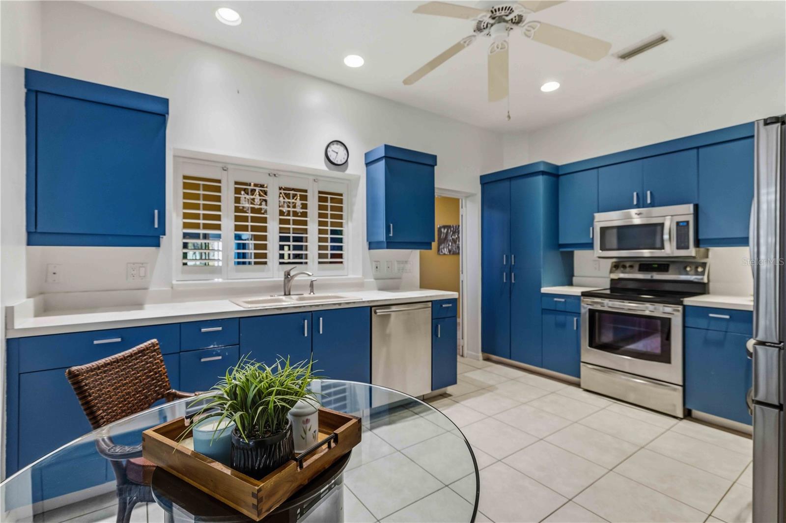 MIRA LAGO AT PALMER RANCH PH 1 - Residential