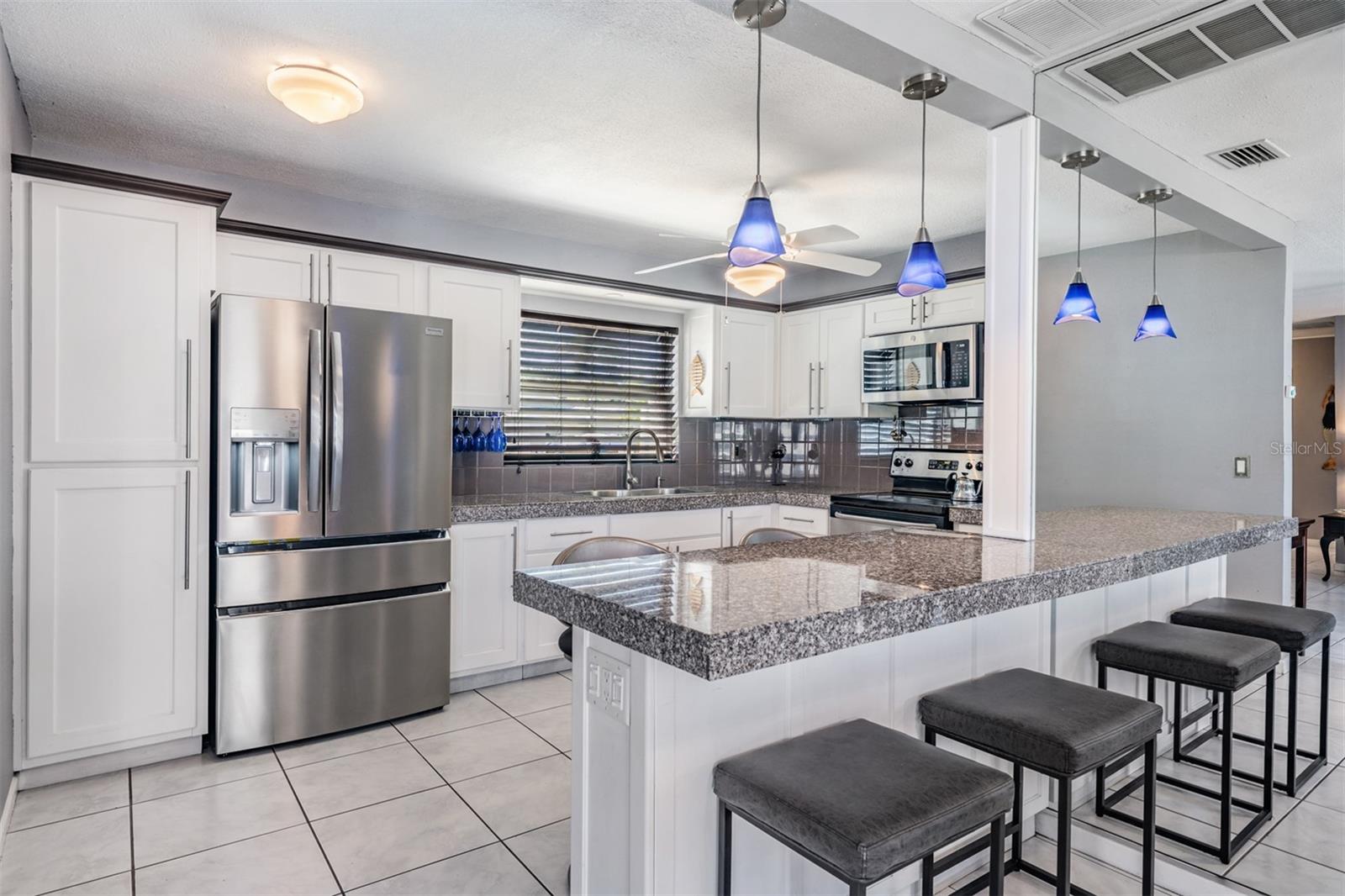 LAKE SHORE ESTATES 1ST ADD - Residential