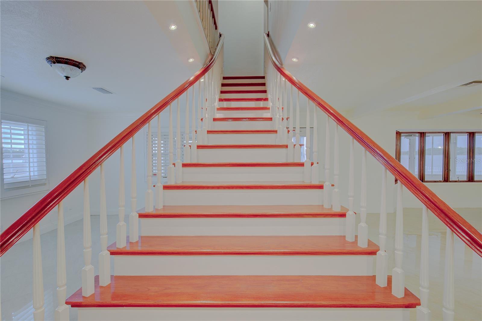 FRESH WATER ESTATES - Residential Lease