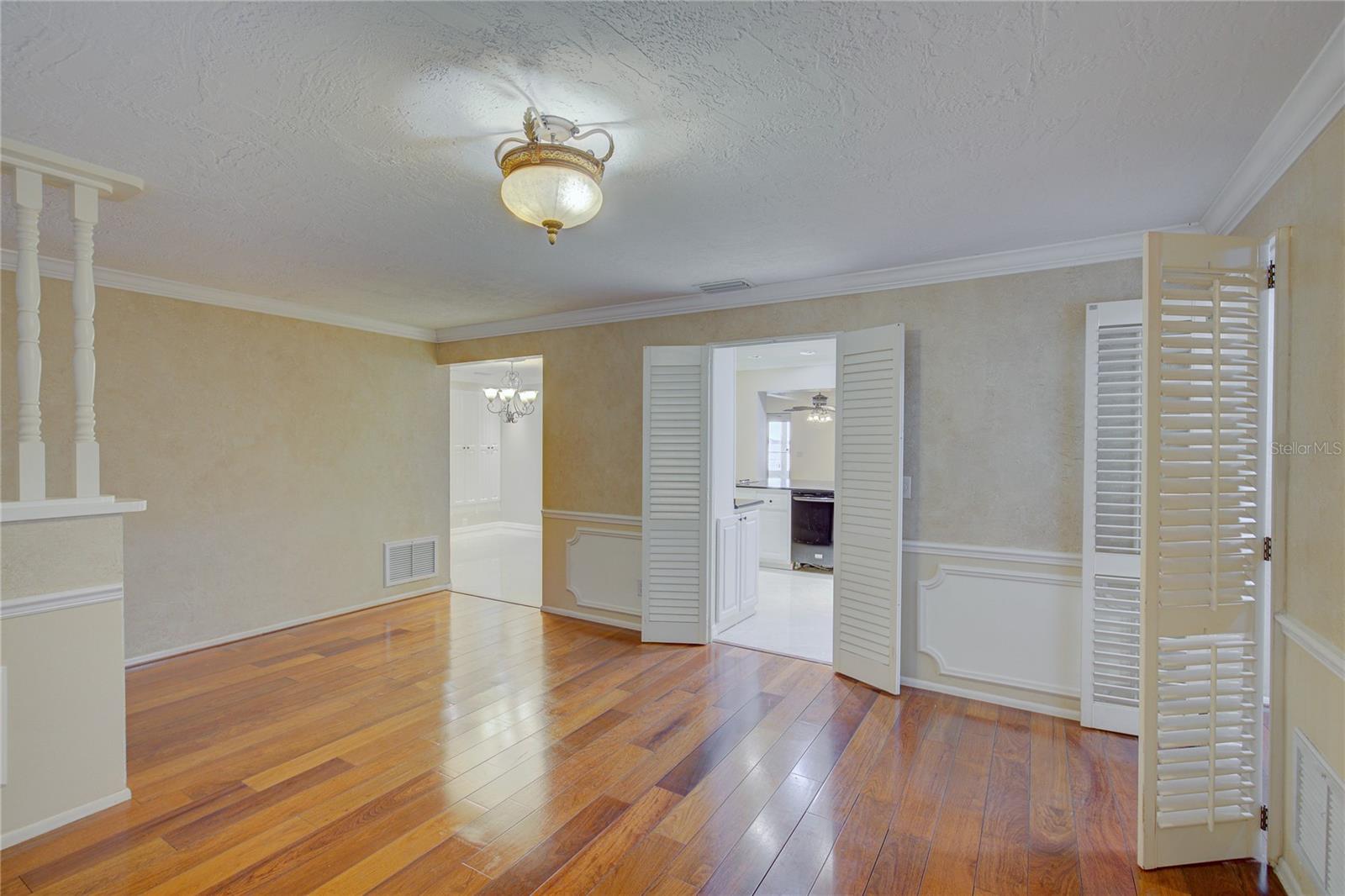 FRESH WATER ESTATES - Residential Lease