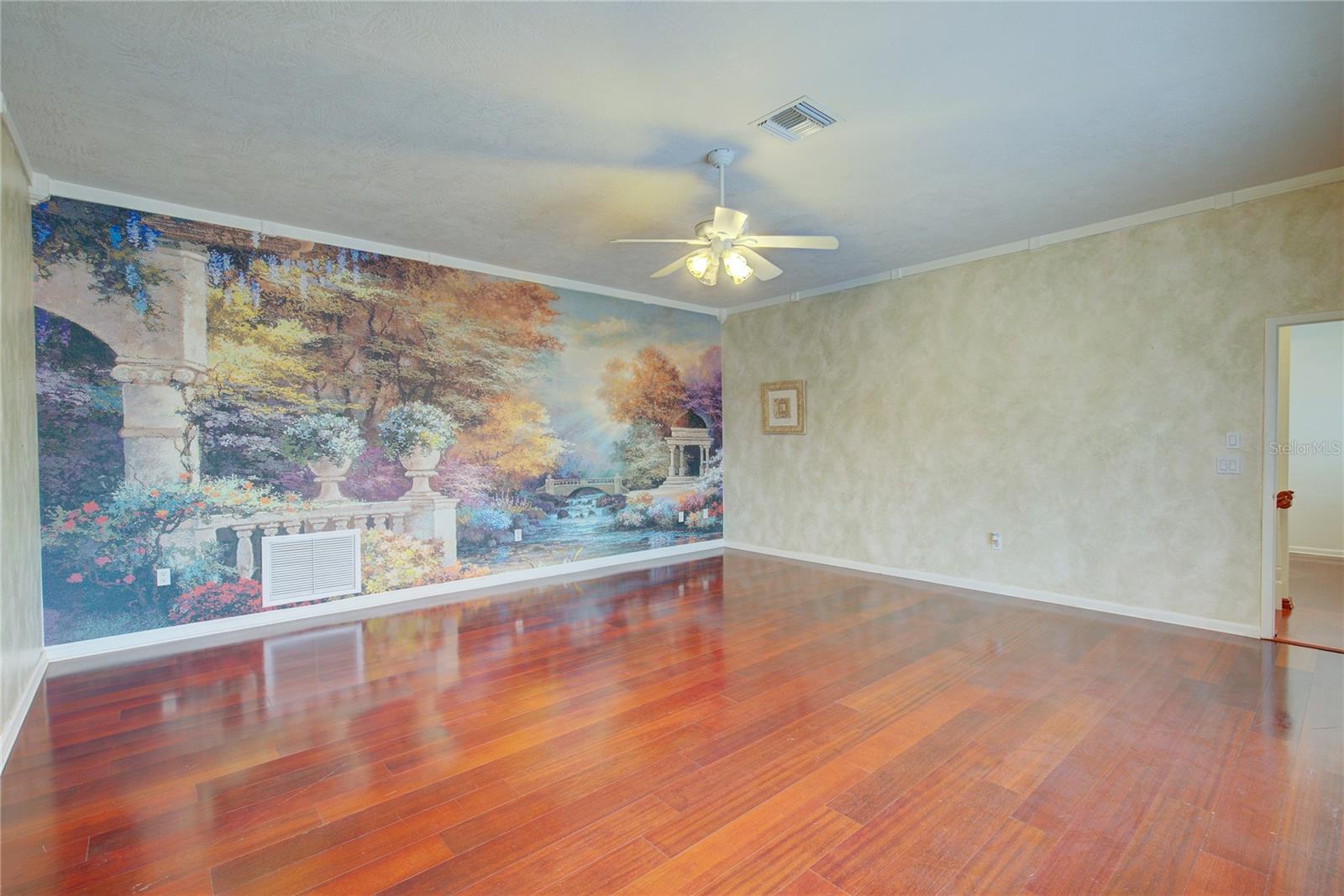 FRESH WATER ESTATES - Residential Lease