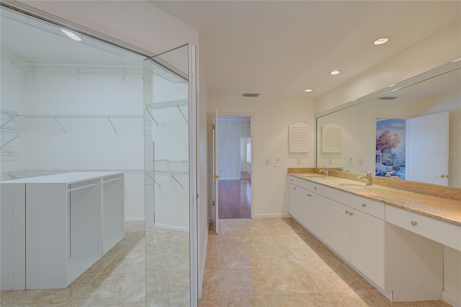 FRESH WATER ESTATES - Residential Lease