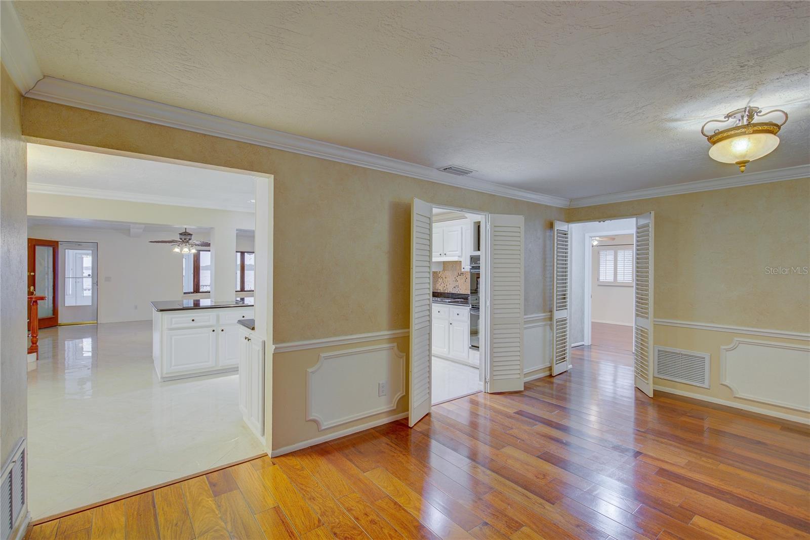 FRESH WATER ESTATES - Residential Lease