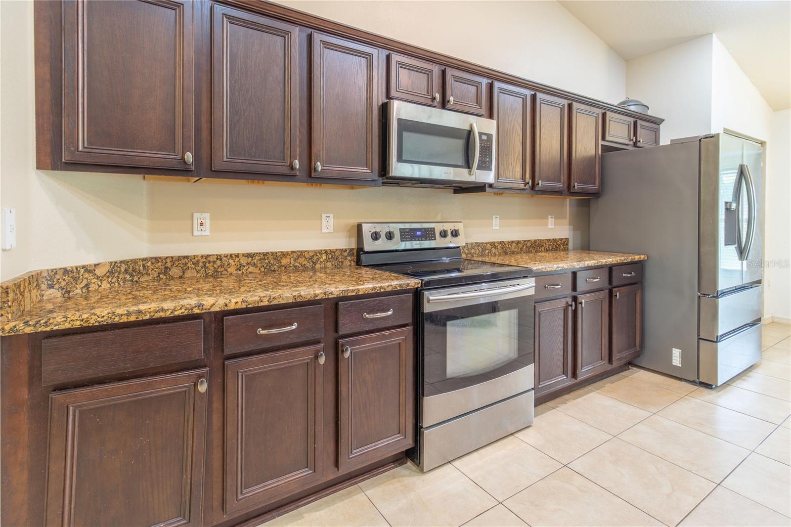 HAMMOCK RIDGE UNIT 3-F - Residential